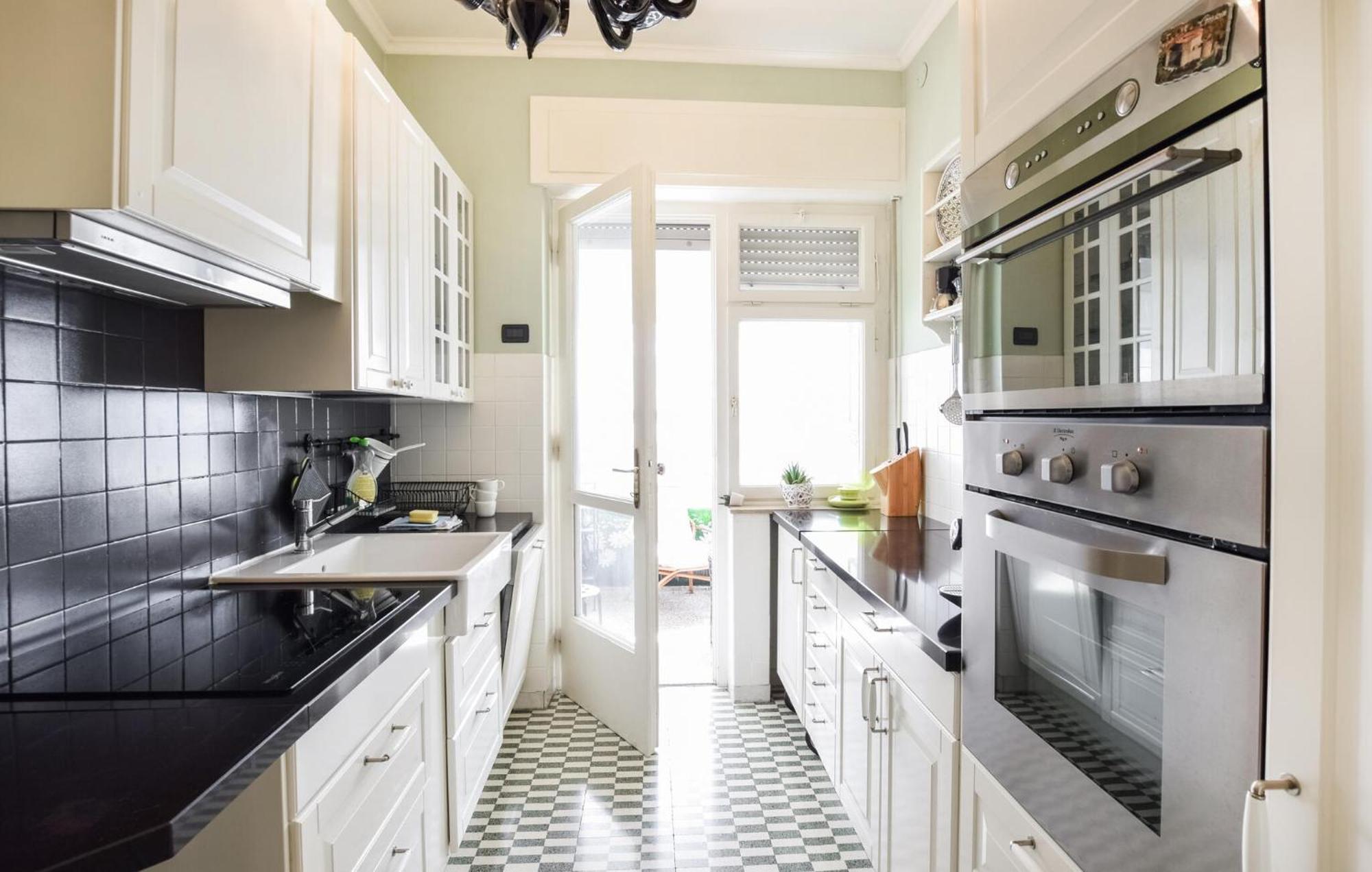 2 Bedroom Cozy Apartment In Gorizia Eksteriør bilde
